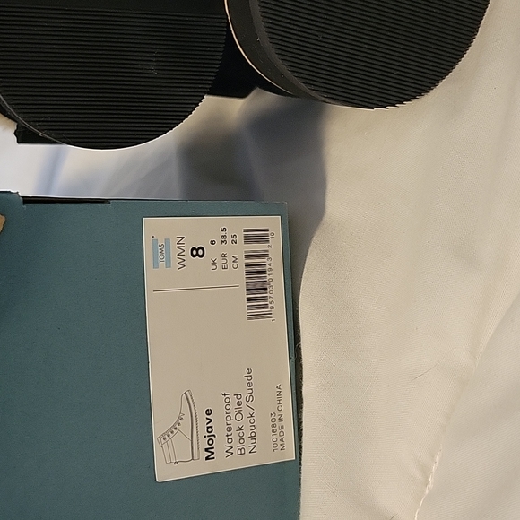 Tom's Mojave black boots. New with tags, but tags are unattached. - Picture 9 of 10